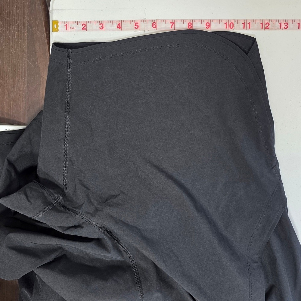 Lands End Black Active Board Shorts Swim Shorts with Liner Womens 14 Pocket - Picture 13 of 14
